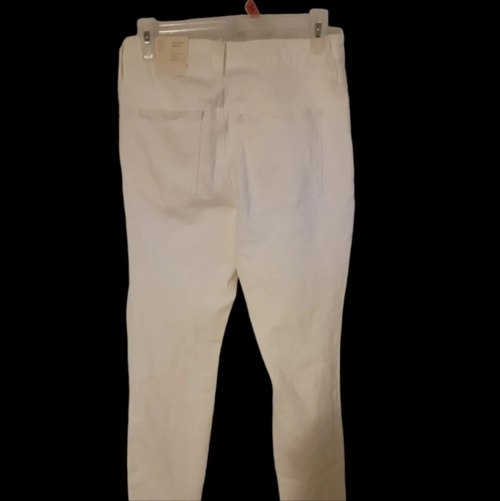 𝅺Universal Thread jeans - Picture 3 of 4